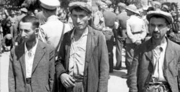 188553-jewish-men-in-salonika-used-as-slave-labor