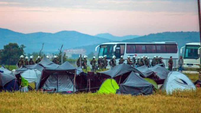 699190-eidomeni1