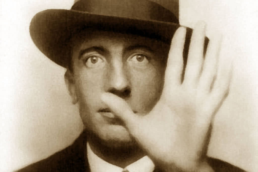 Paul_Eluard_1-1050x700