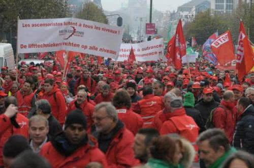 141106-belgiumbrusselsantiausterity-fgtb-011423595391