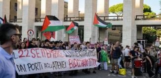 Κοινή διακήρυξη συνδικάτων λιμενεργατών: «δεν φορτώνουμε θάνατο!»